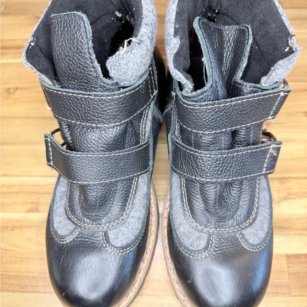 Martino Canadian Made Black Leather and Gray Wool Winter Boots